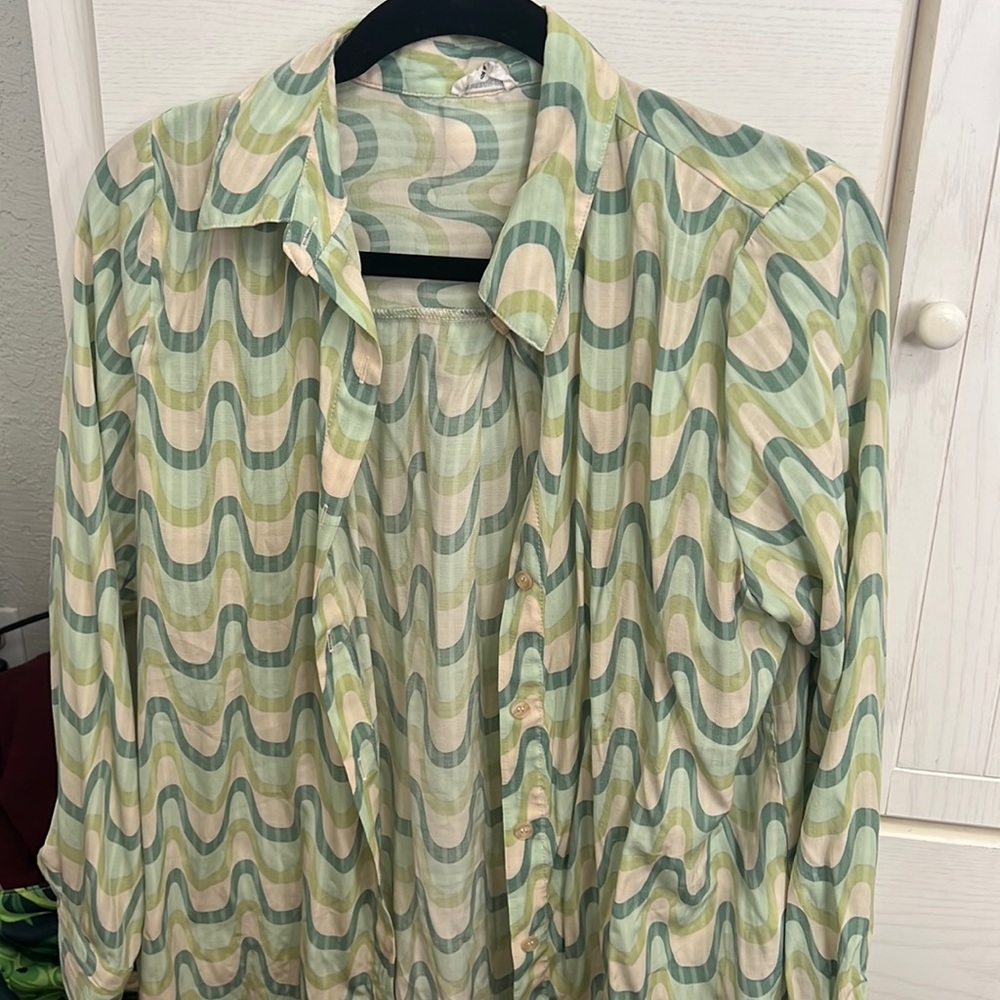Green button down 70’s inspired blouse.